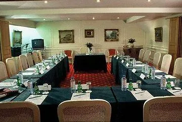 Armoni Hotel 4*