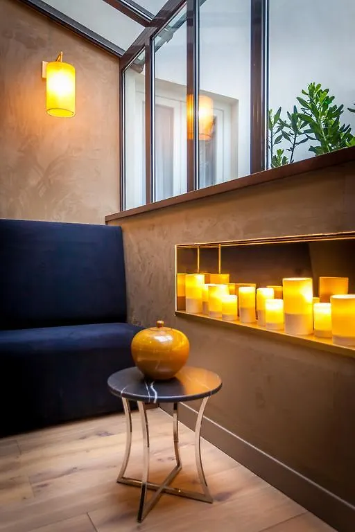Armoni Hotel 4*