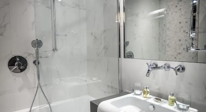Hotel Armoni 4*