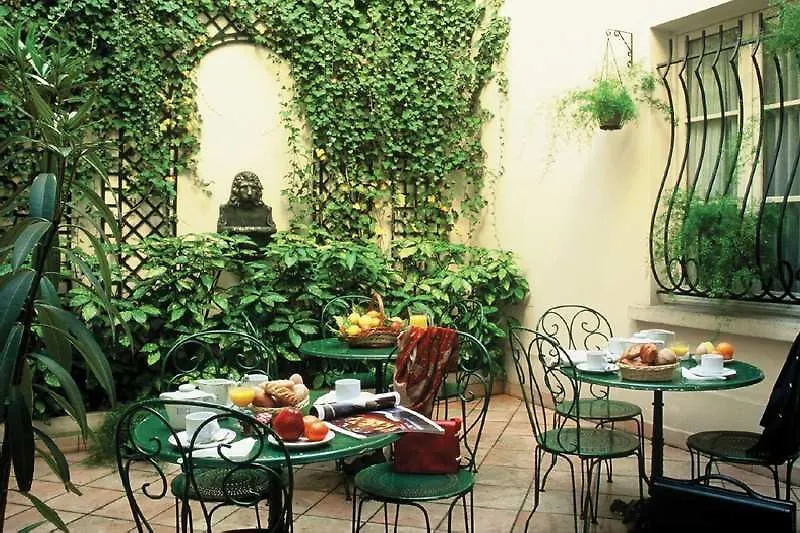 Armoni Hotel Paris
