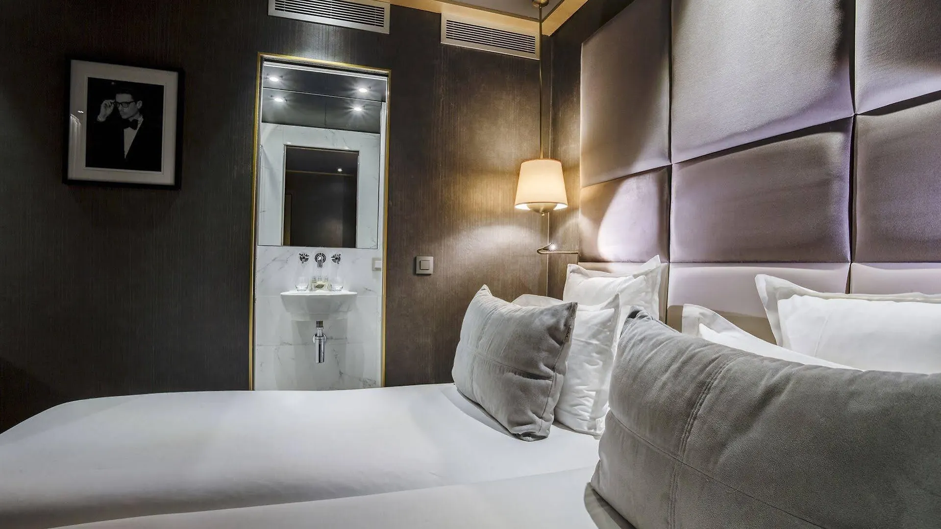 Armoni Hotel 4*